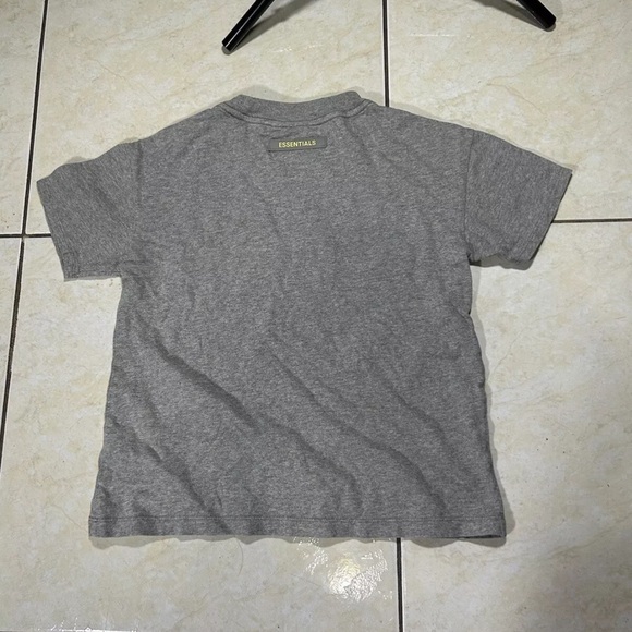 Essentials Fear Of God Kids shirt (Sz 8m) DAMAGE - Picture 10 of 10